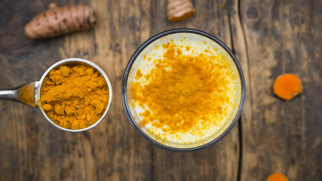 WHY IS EVERYONE OBSESSED WITH TURMERIC?